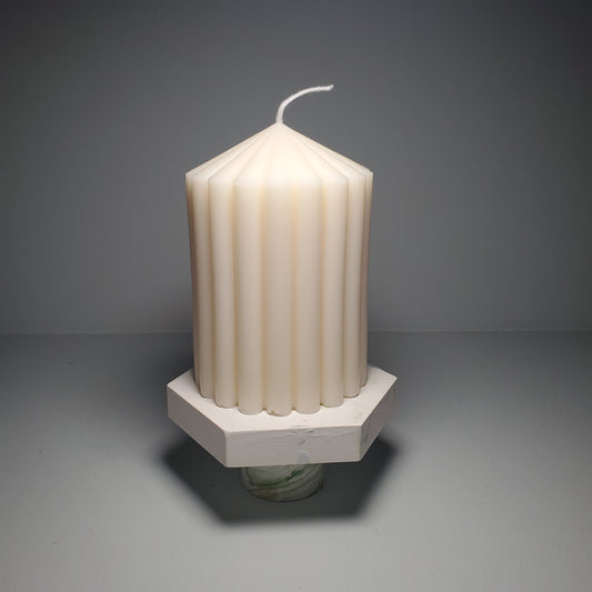 Peaked ribbed candle
