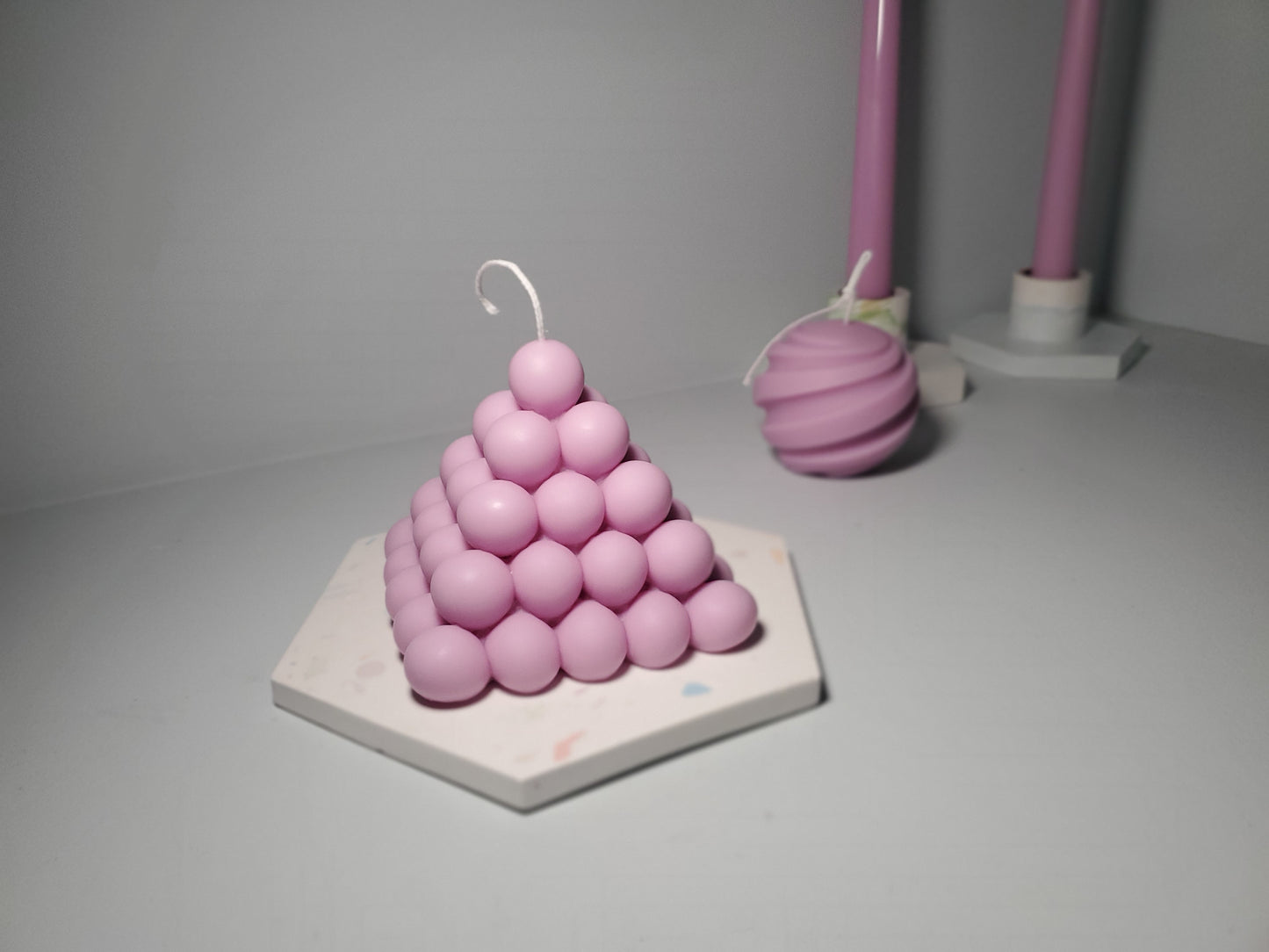 Pyramid bubble candle