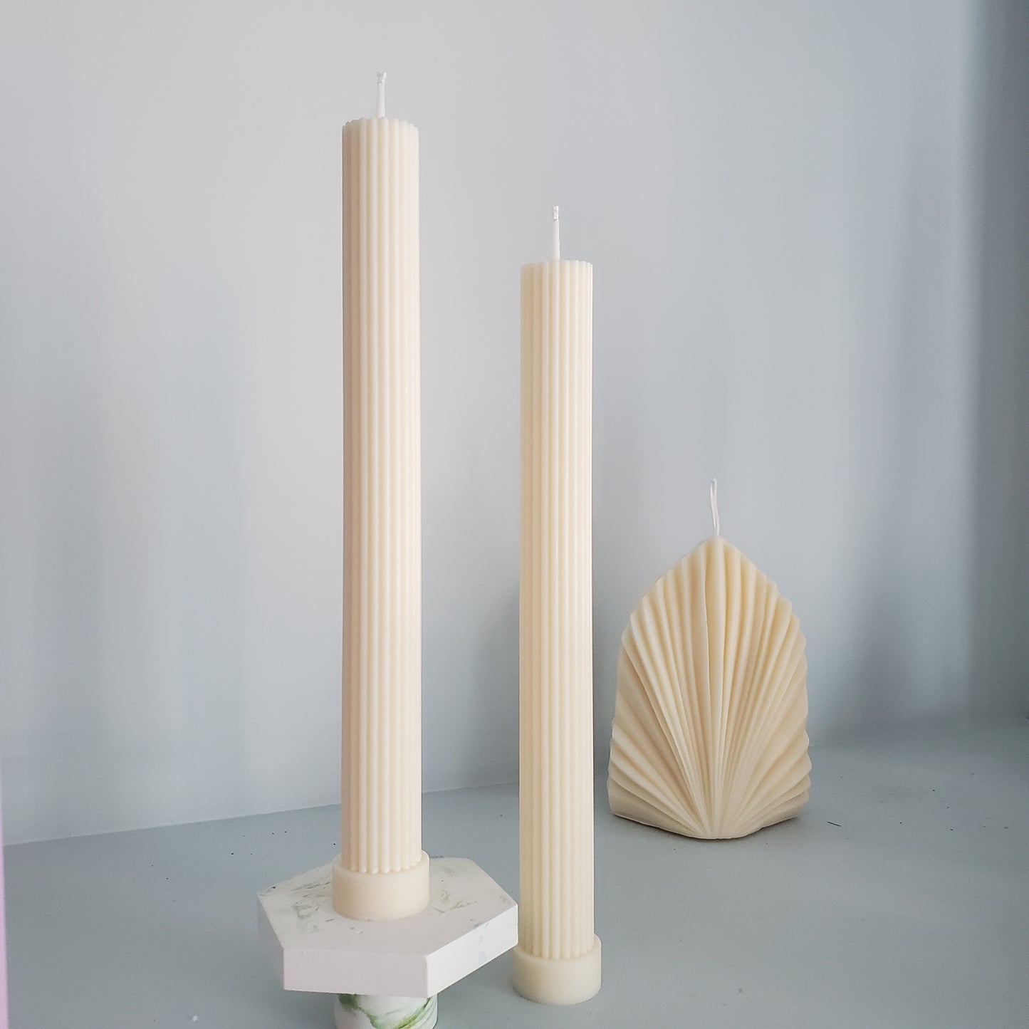 Roma - Long Cylindrical Candle