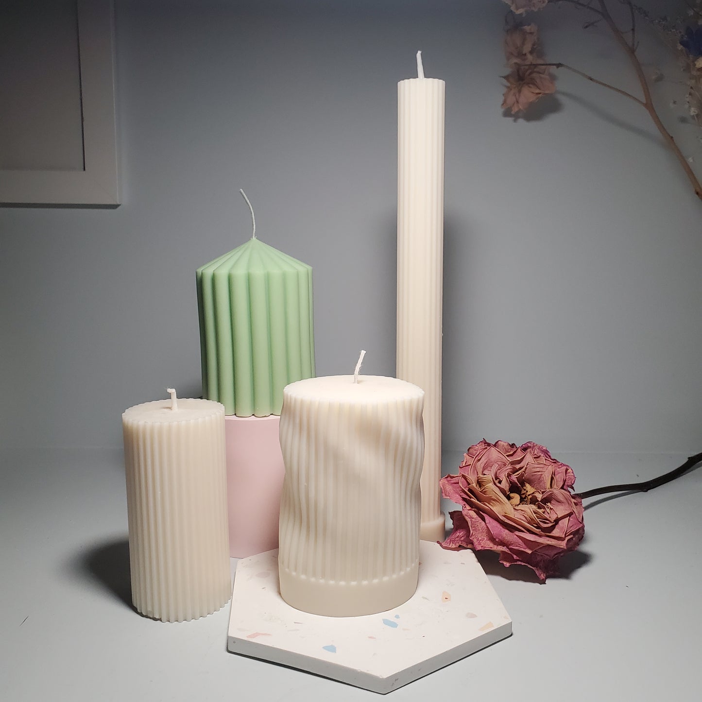 Wavy candle
